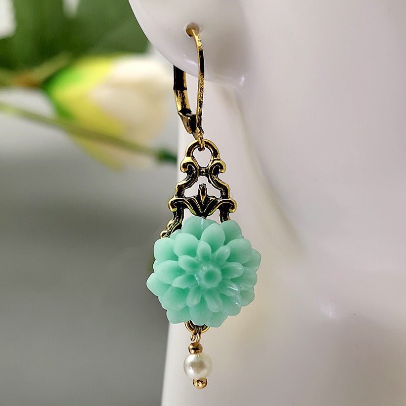 Rongyu Bohemian Fashion Chalcedony Flower Pearl Earrings - Urban Mart