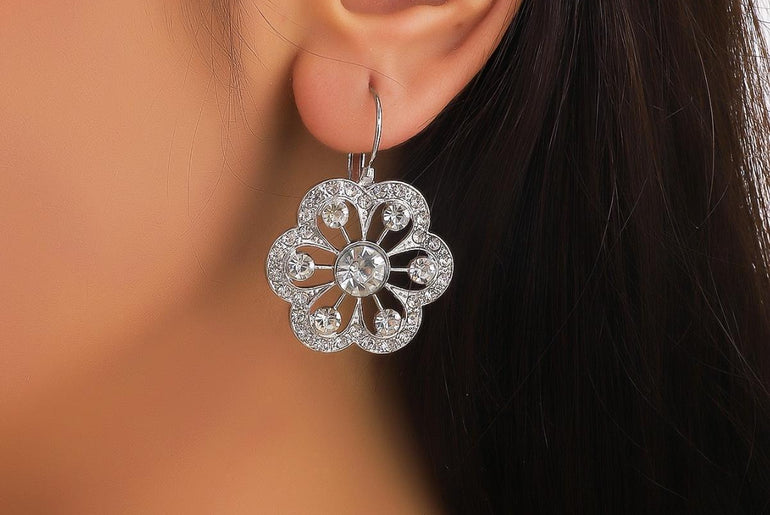 Women's Fashion Simple Round Flower Earrings - Urban Mart