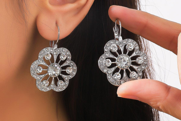 Women's Fashion Simple Round Flower Earrings - Urban Mart